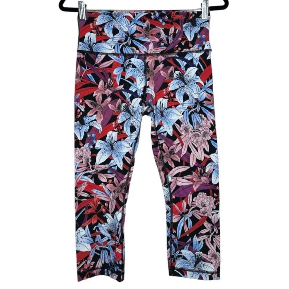 Lululemon Crop Leggings Lush Lillies Size 8
